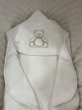 Carica l'immagine nel visualizzatore di Gallery, Le Dolcezze del Cuore - Accappatoio Baby TORTORA