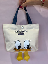 Carica l'immagine nel visualizzatore di Gallery, Borsette Qua Qua - Paperino con occhiolino PICCOLA