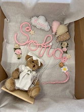 Carica l'immagine nel visualizzatore di Gallery, Le dolcezze del cuore - Fiocco Nascita orsetto Sofia