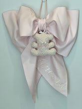 Carica l&#39;immagine nel visualizzatore di Gallery, Le dolcezze del cuore - Fiocco Nascita Baby Bear ROSA personalizzato
