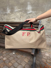 Carica l&#39;immagine nel visualizzatore di Gallery, Morsetto Bag personalizzata
